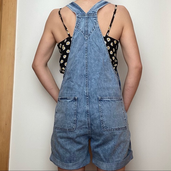 SOLD - (WO) Oversized Overall Shorts - Picture 4 of 8